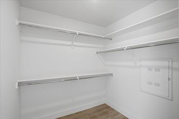 White closet with shelves2